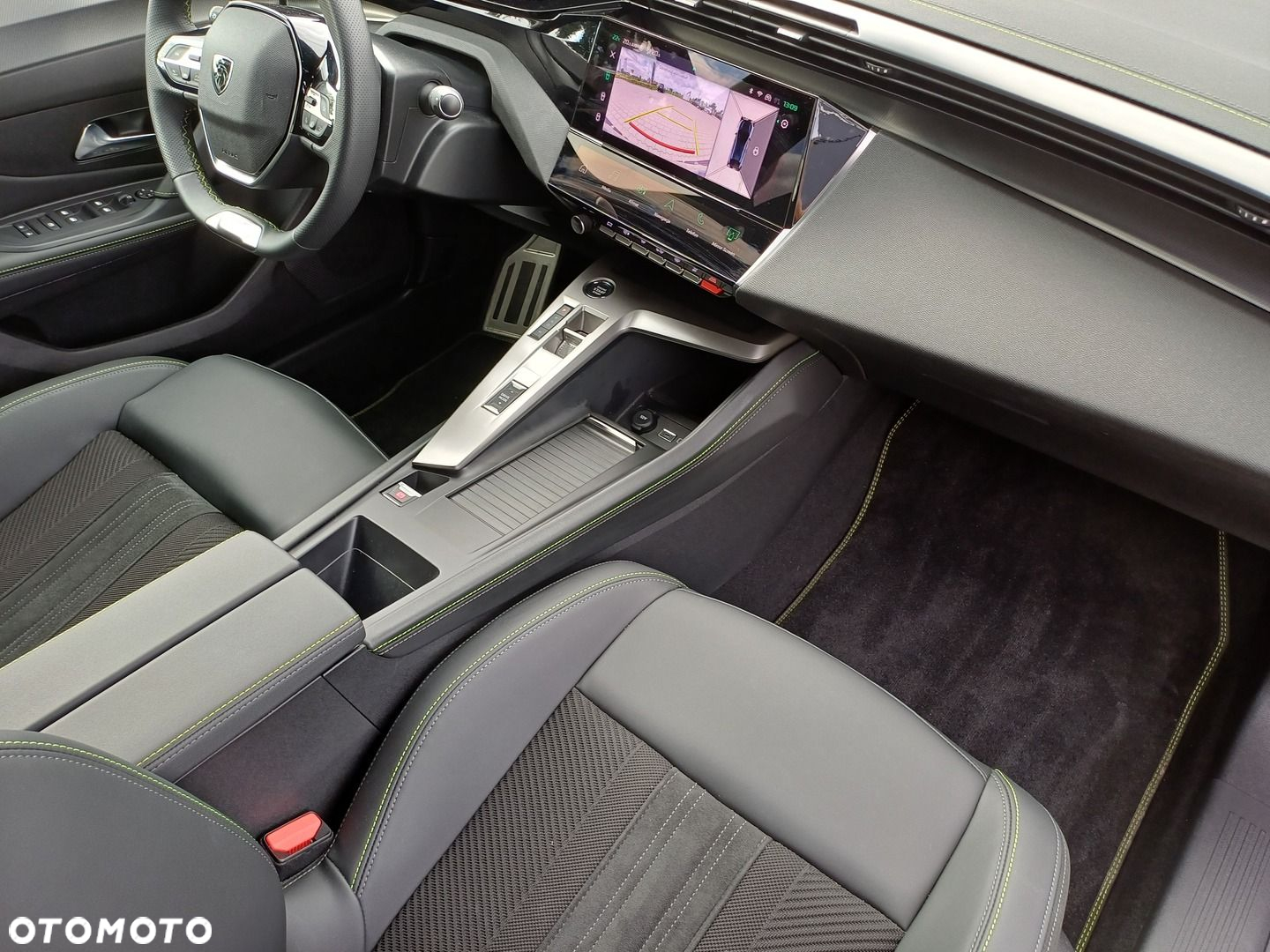 Peugeot 408 - 14