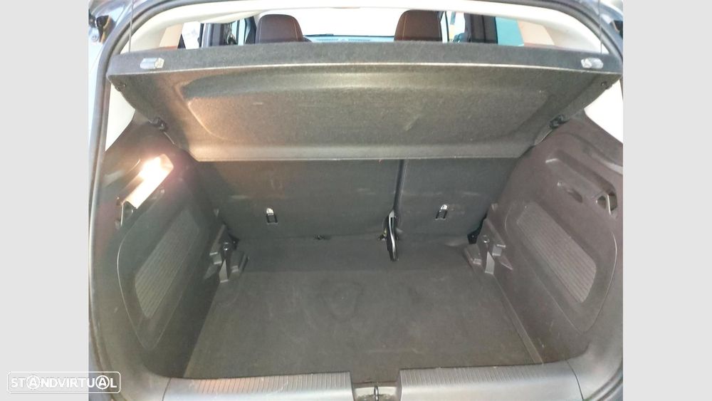 Opel Crossland X - 12