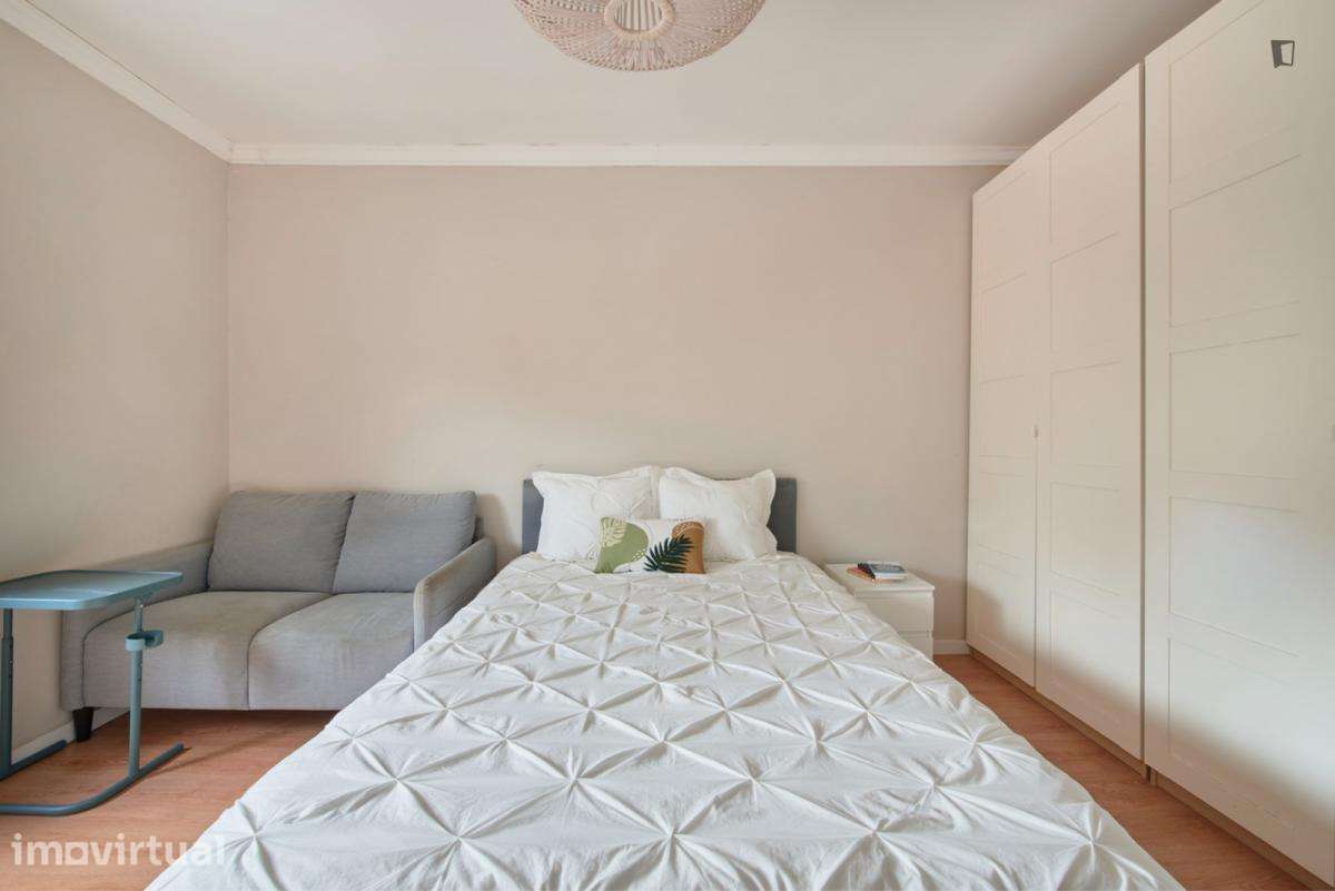 Quarto - localizado em Arroios Lisbon - Grande imagem: 5/15