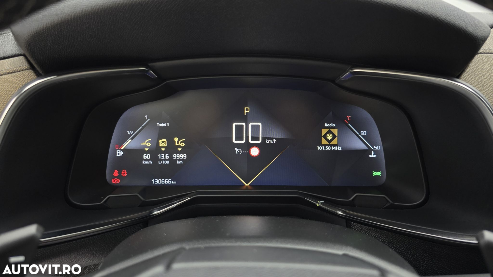 DS Automobiles DS 7 Crossback - 15