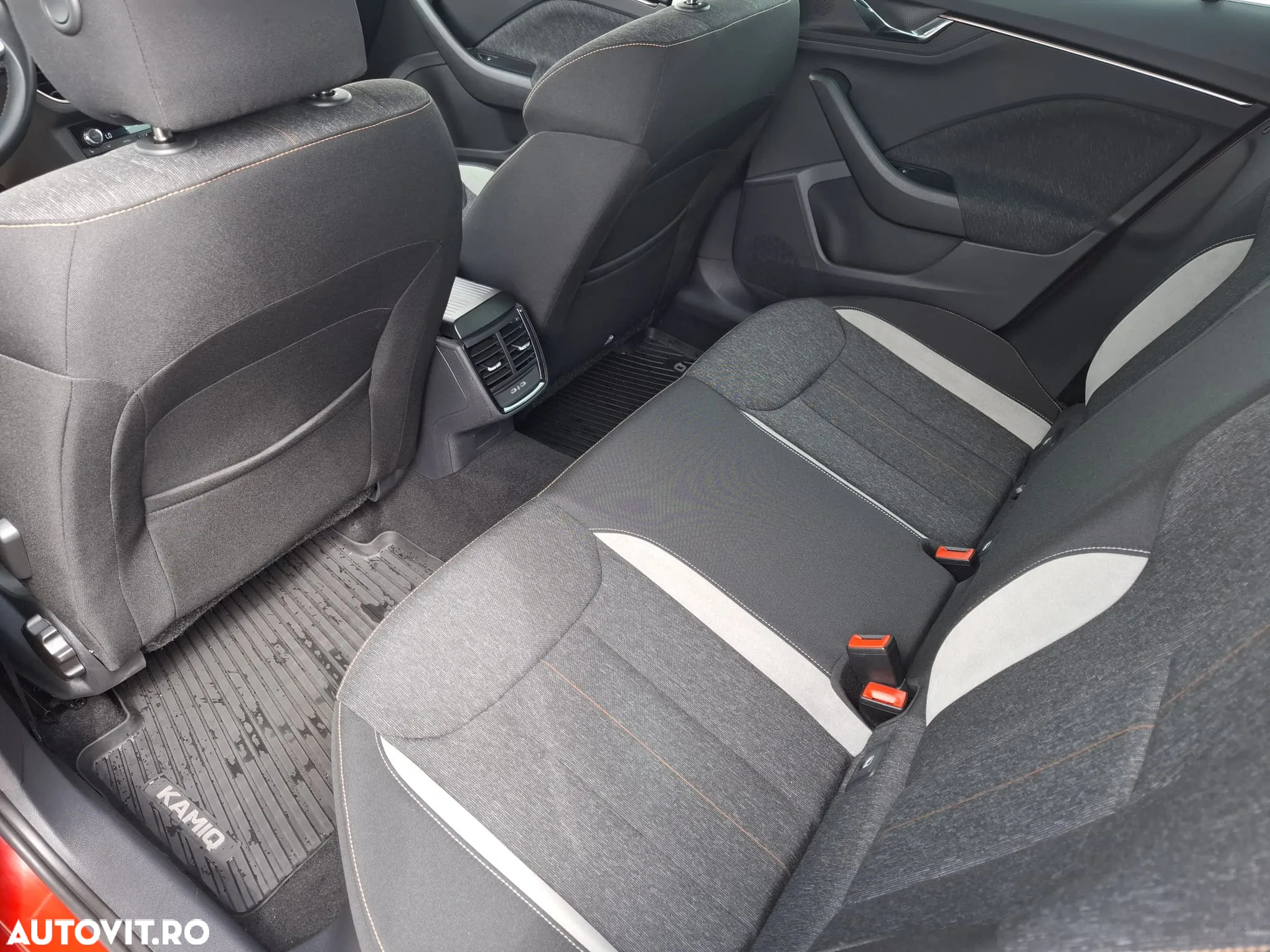 Skoda Kamiq 1.0 TSI DSG Style - 37