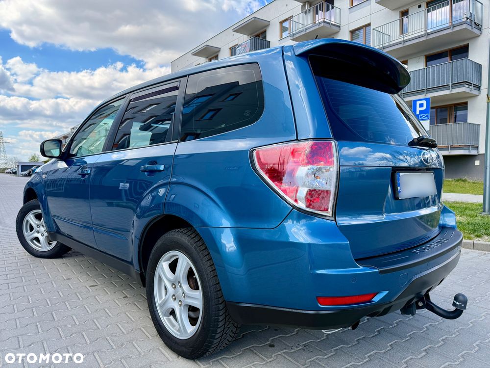 Subaru Forester 2.5 X Premium - 3