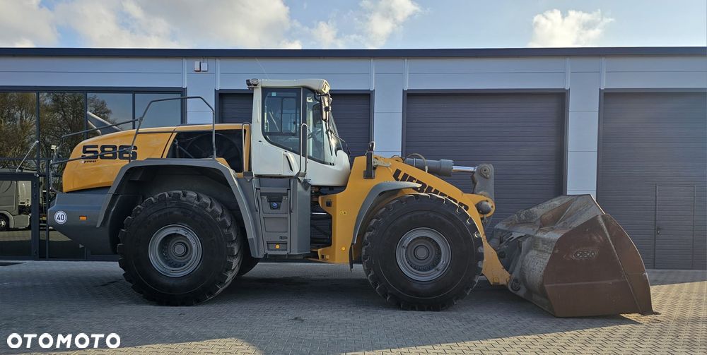 Liebherr L586 XPOWER 2020r - 2