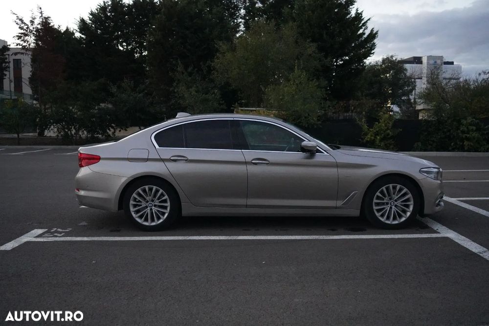 BMW Seria 5 540i xDrive AT - 7