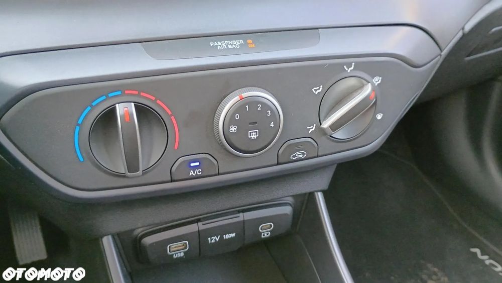 Hyundai Bayon 1.2 MPI Pure - 12