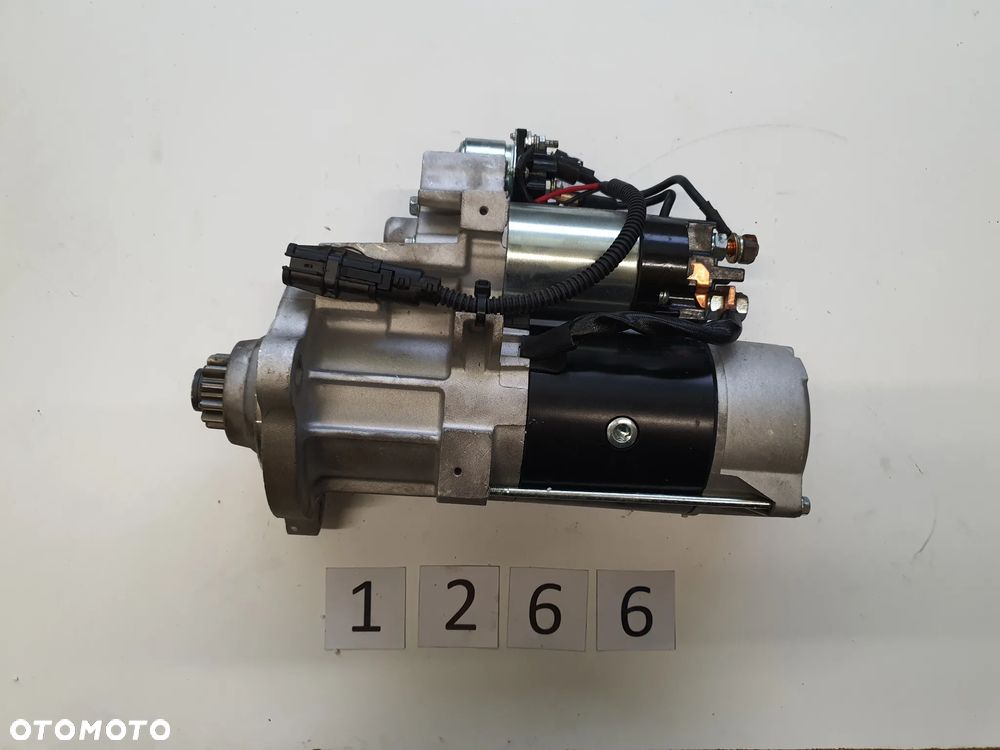 Rozrusznik 24V DT SPARE PARTS 3.34011 - 2