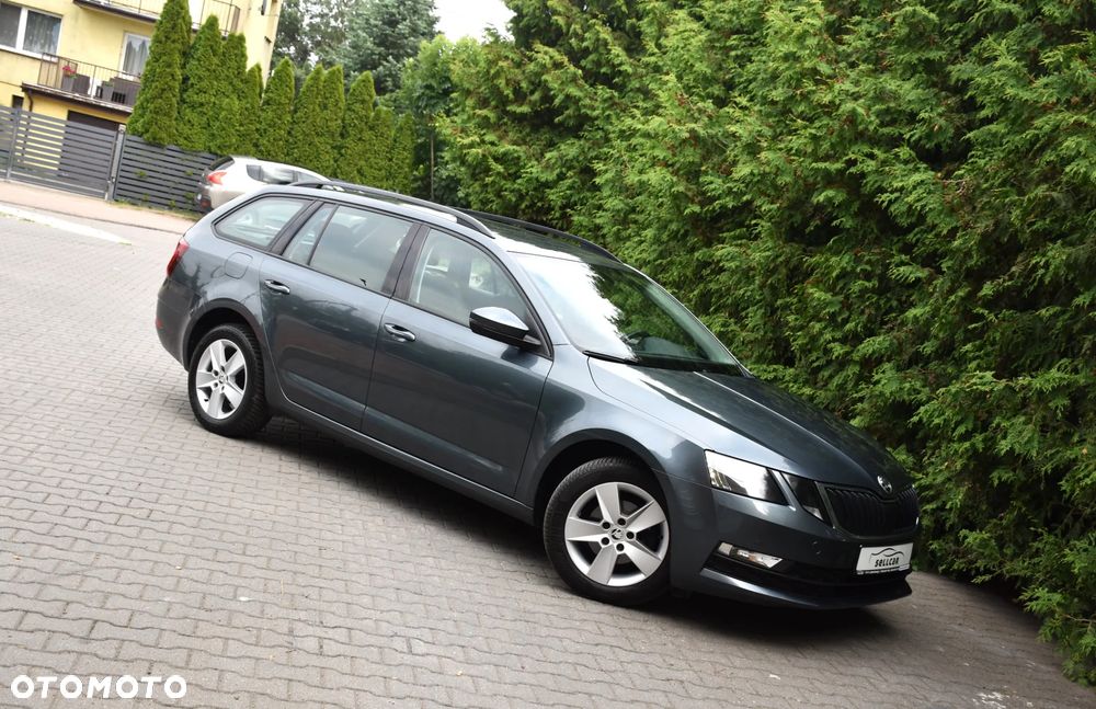 Skoda Octavia 1.6 TDI DSG Style - 30