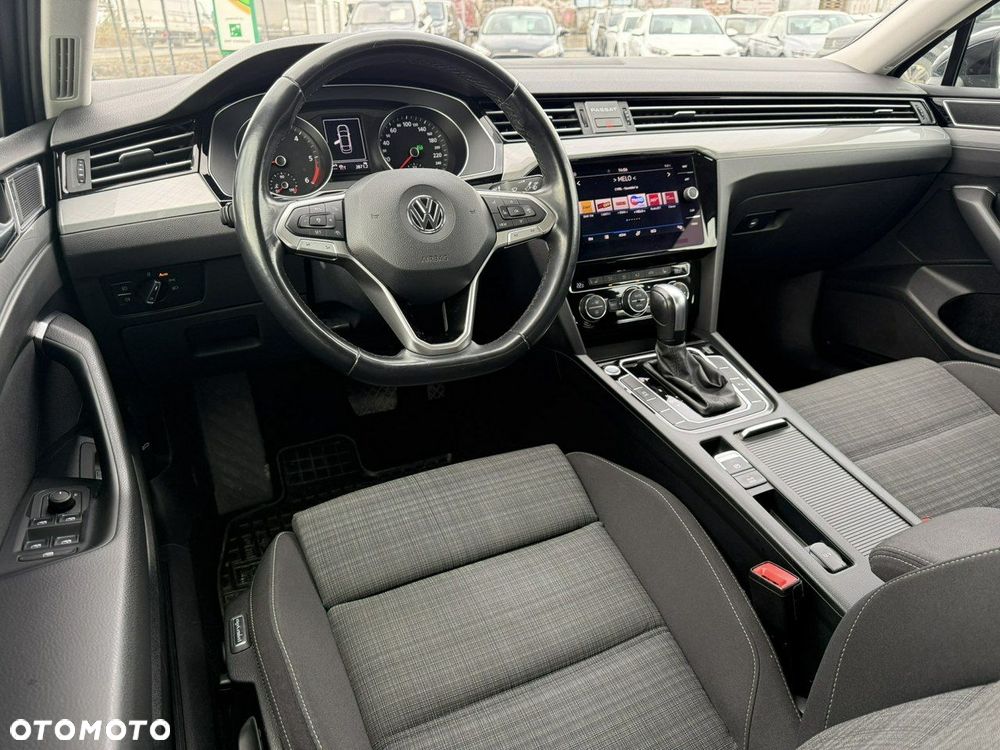 Volkswagen Passat 2.0 TDI EVO Business DSG - 11