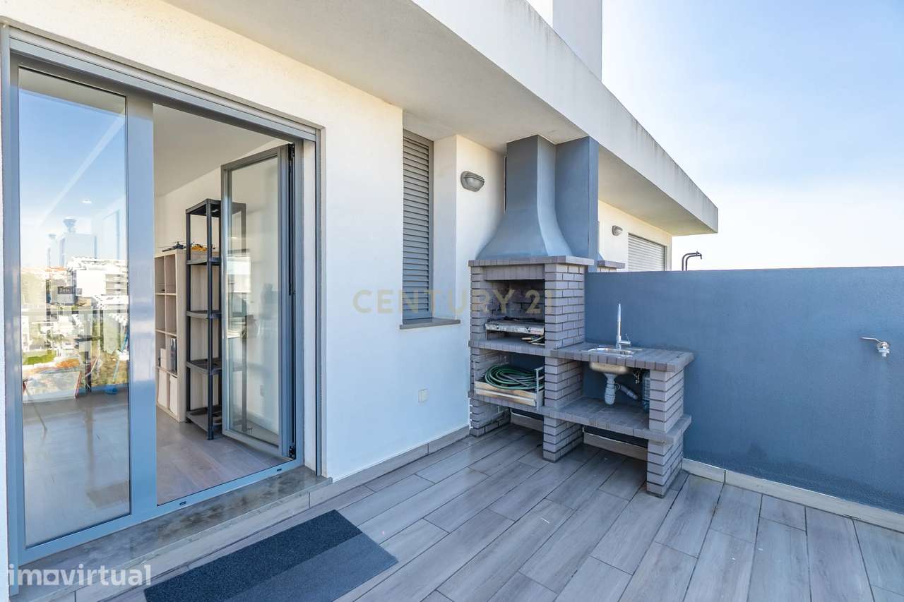 Duplex com terraço! a 5 minutos das praias! Quinta de Santa Teresa! - Grande imagem: 3/60