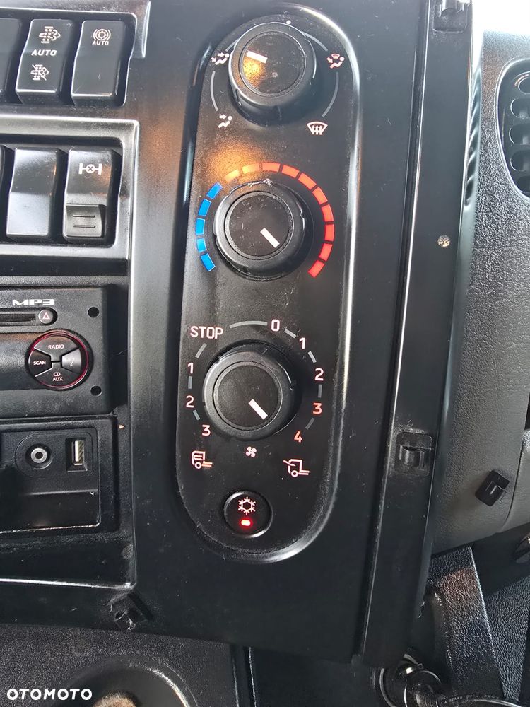 Renault D12 240 - 21