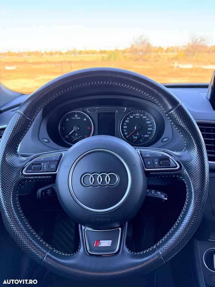 Audi Q3 2.0 TDI Quattro Stronic Design - 12