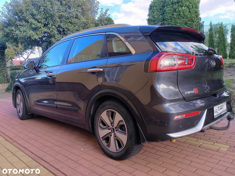 Kia Niro 2016 photo 3