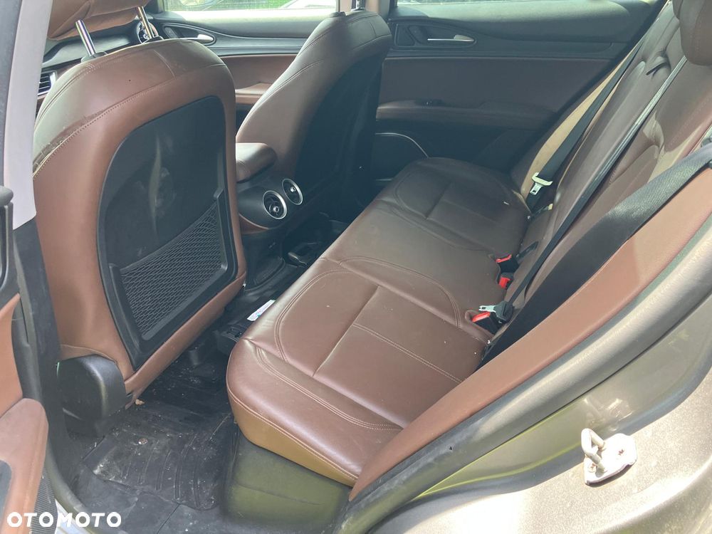 Alfa Romeo Stelvio 2.0 Turbo TI Q4 - 7