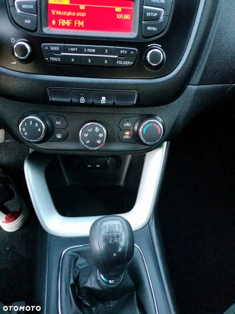 Kia Ceed - 14
