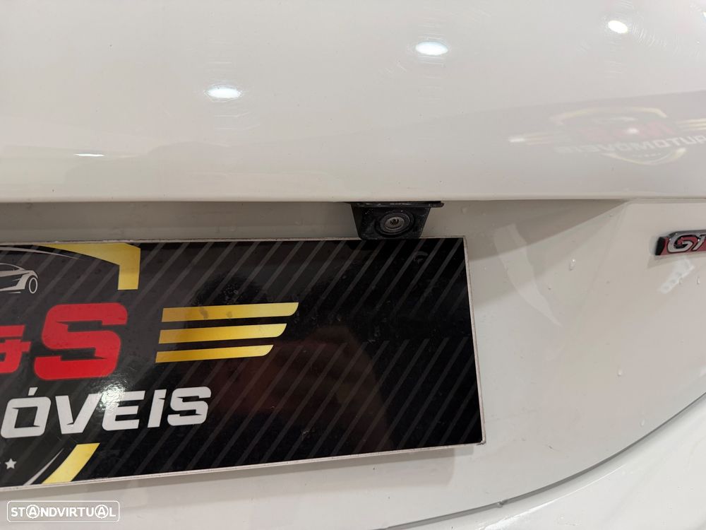 Peugeot 208 1.2 PureTech GT Line - 9