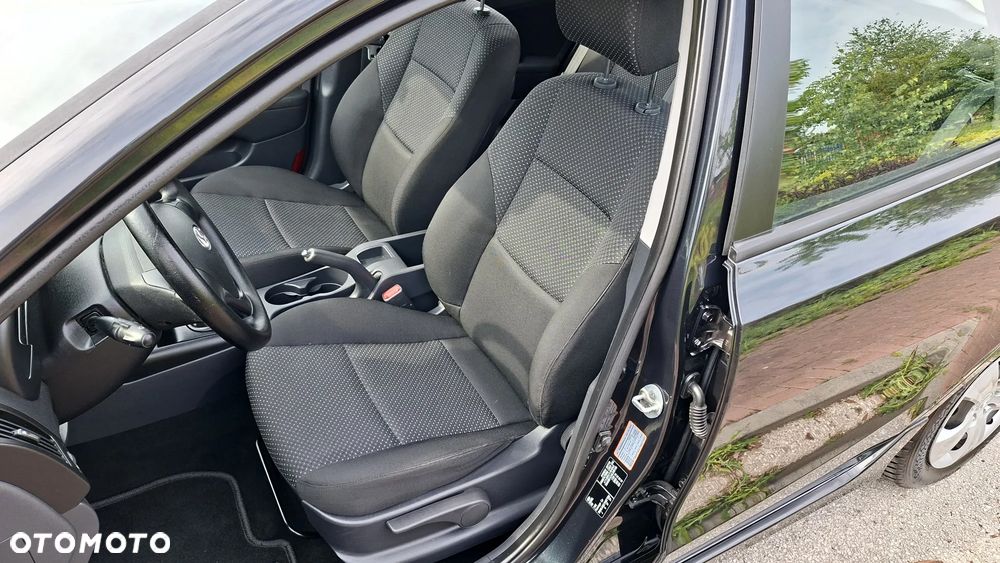Hyundai i30 1.4 Blue Comfort - 26
