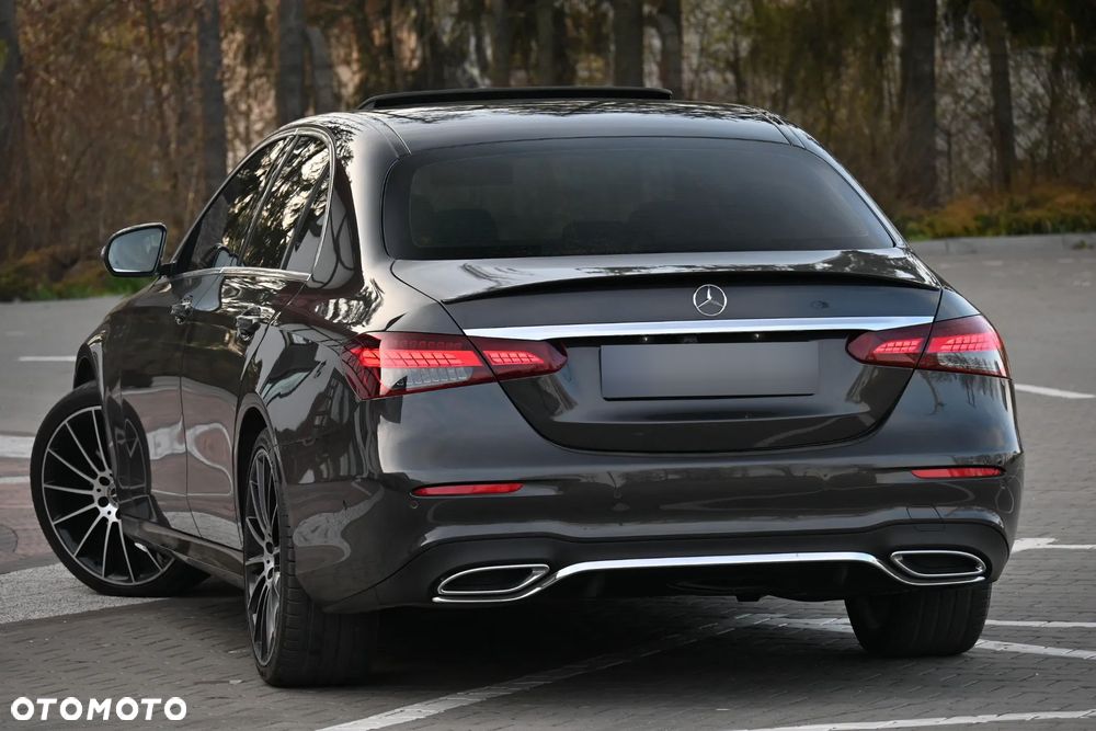 Mercedes-Benz Klasa E 220 d 9G-TRONIC AMG Line - 25