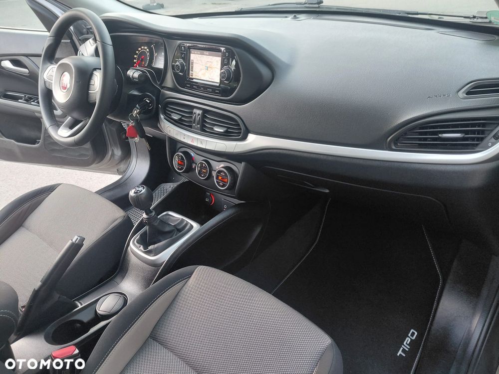 Fiat Tipo 1.4 16V More - 9