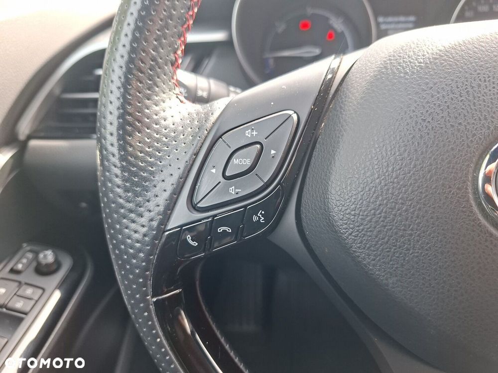 Toyota C-HR 2.0 Hybrid GR Sport - 32