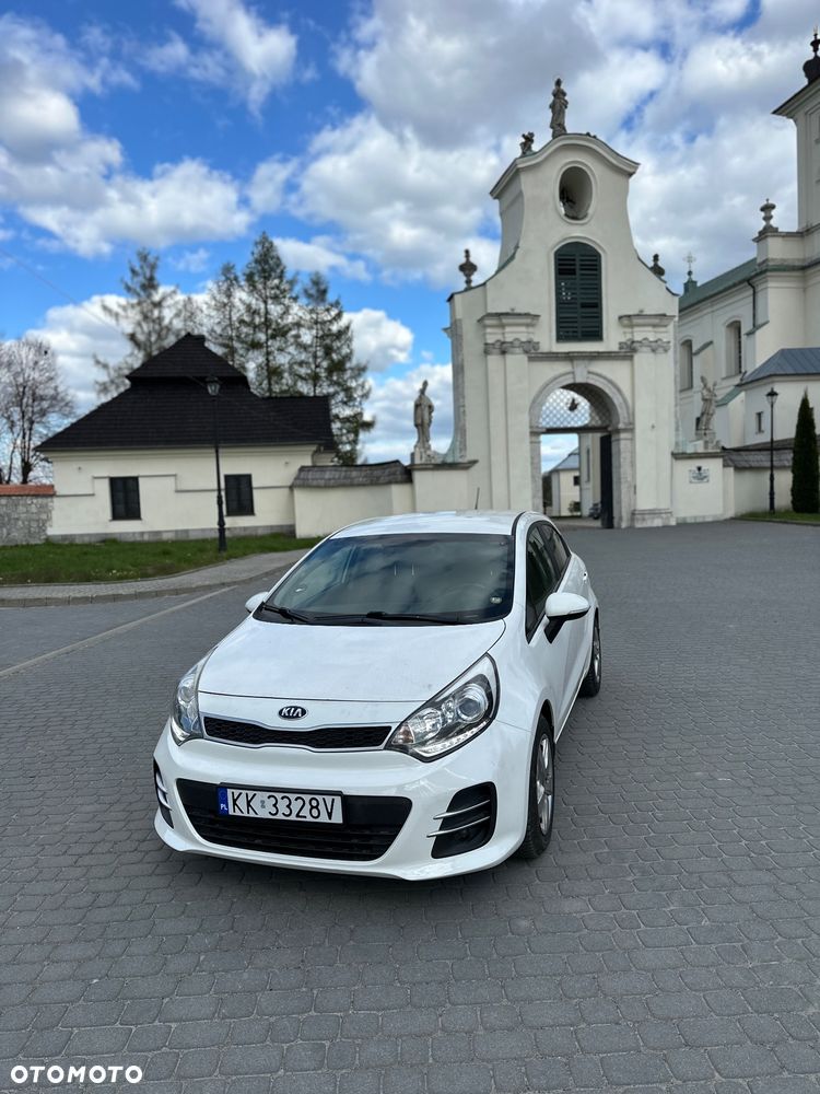 Kia Rio - 2