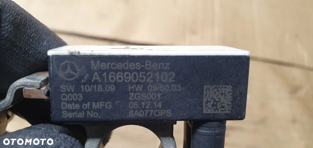 Klema minusowa akumulatora bezpiecznik Mercedes GL X166 W166 A1669052102 - 6
