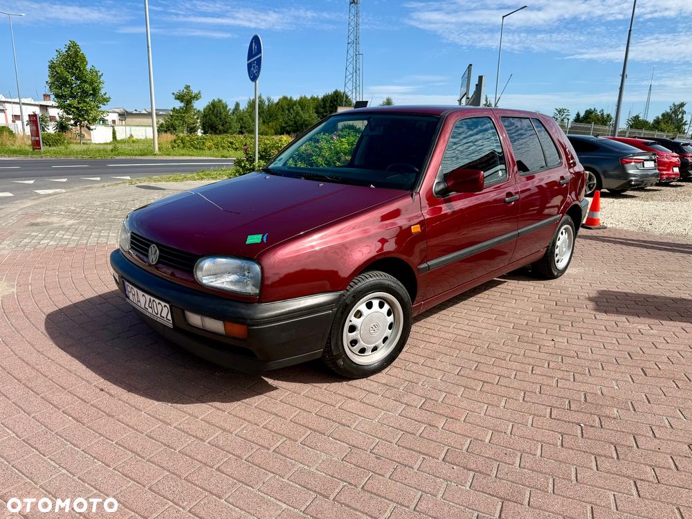 Volkswagen Golf 1.6 GL - 8