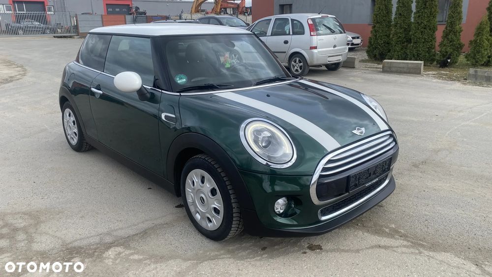 MINI Cooper Seven - 5