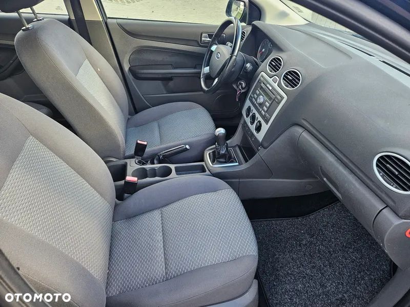 Ford Focus 1.4 16V Ambiente - 19