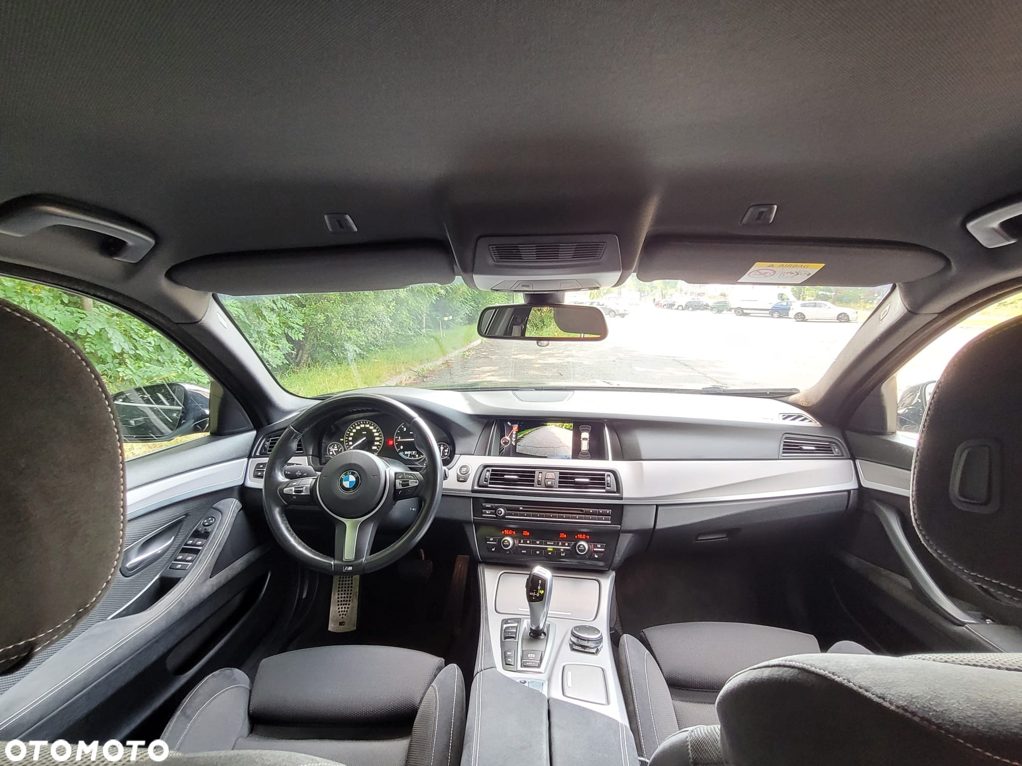 BMW Seria 5 520d xDrive M Sport sport - 28