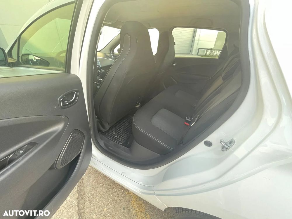 Renault ZOE - 13