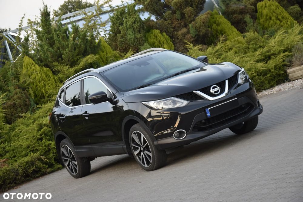Nissan Qashqai 1.6 dCi Xtronic TEKNA+ - 10