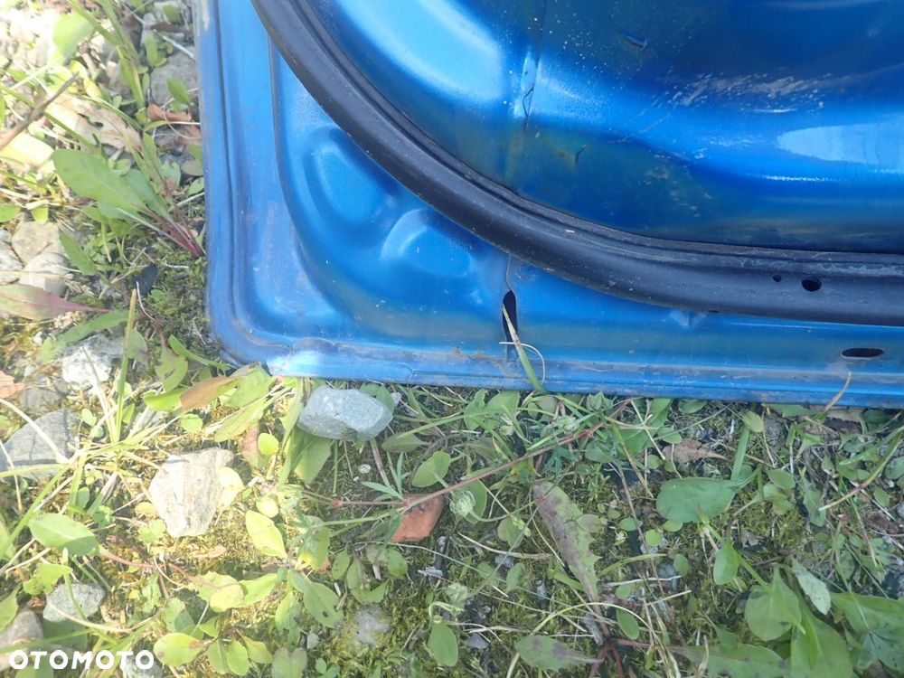 DRZWI PRAWY PRZÓD TOYOTA YARIS II  KOL: 8T0 - 6