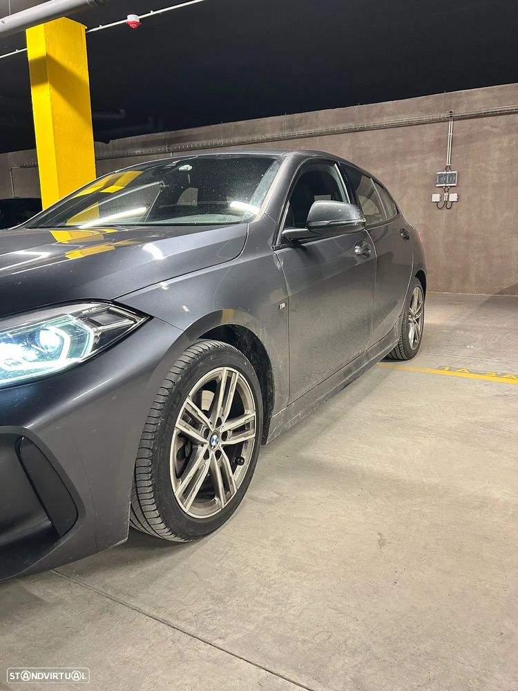 BMW 116 d Pack Desportivo M - 8