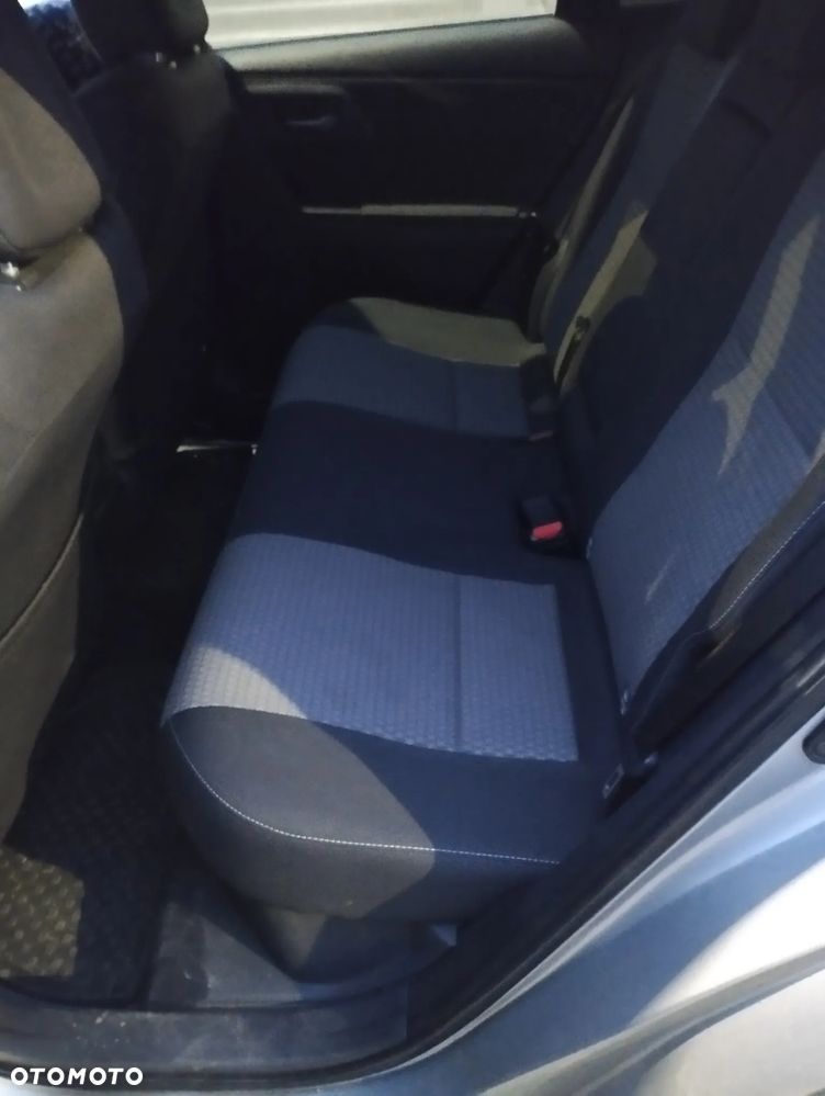 Toyota Auris - 8