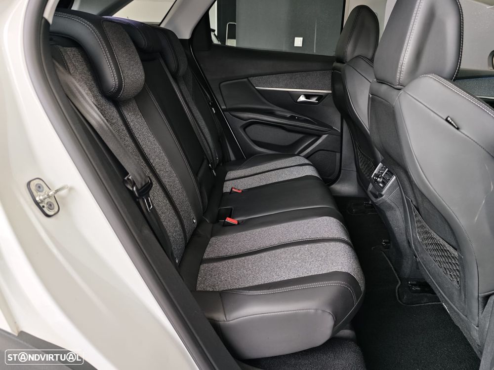 Peugeot 3008 PureTech 130 Stop & Start Allure - 38