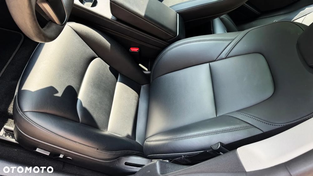 Tesla Model 3 Standard Reichweite Plus Hinterradantrieb - 18