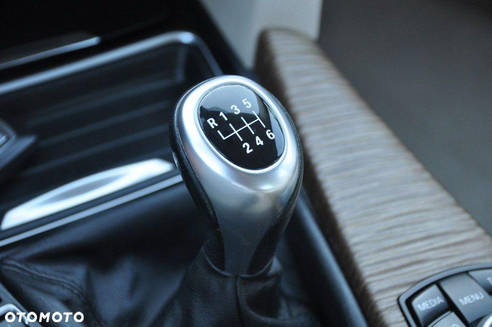 BMW Seria 3 - 37