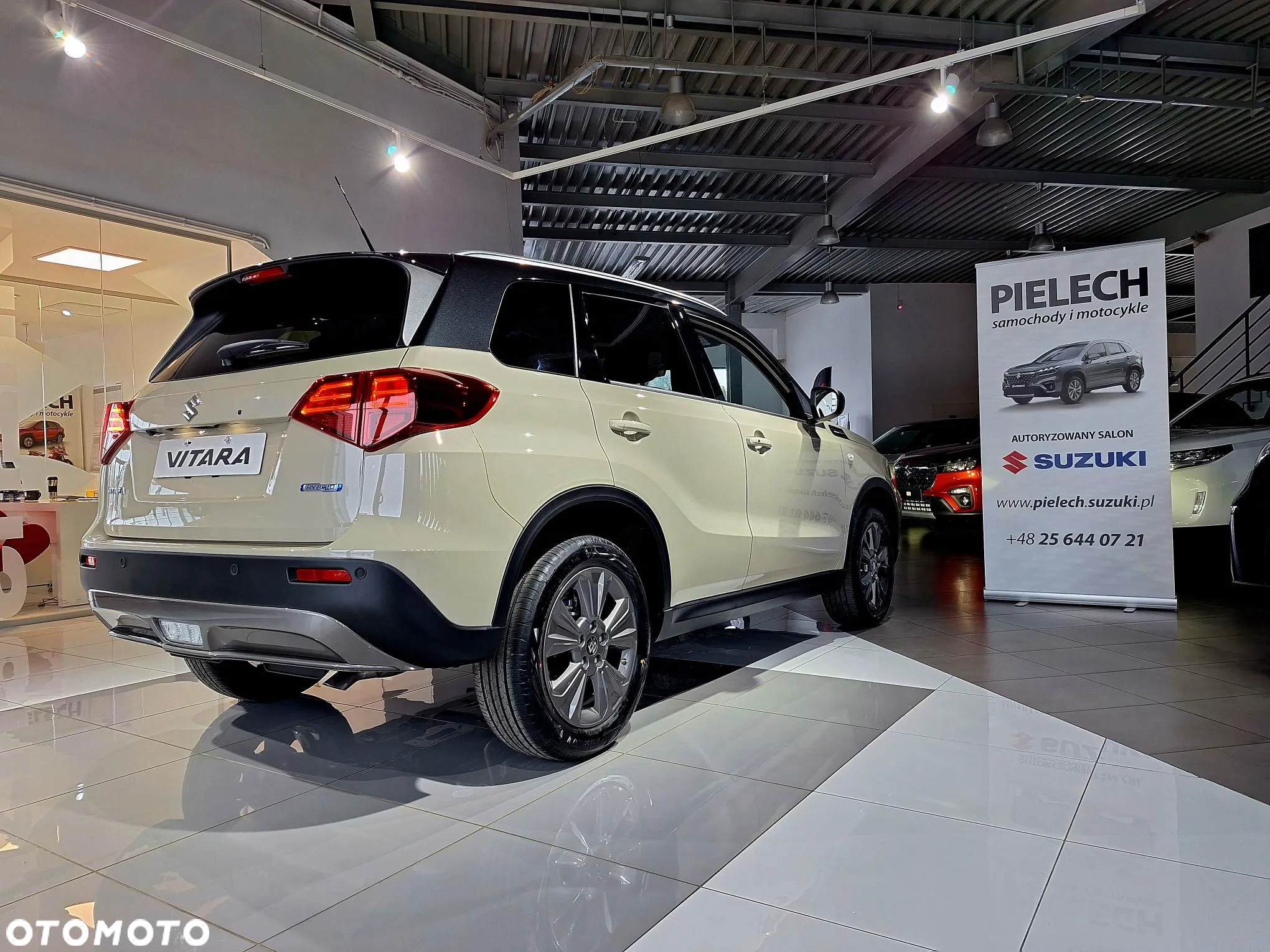 Suzuki Vitara 1.4 Boosterjet mHEV Premium Plus 4WD - 10