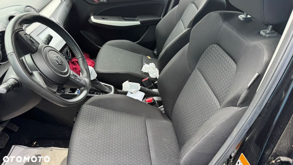 Suzuki Swift 1.2 Dualjet SHVS Premium CVT - 14