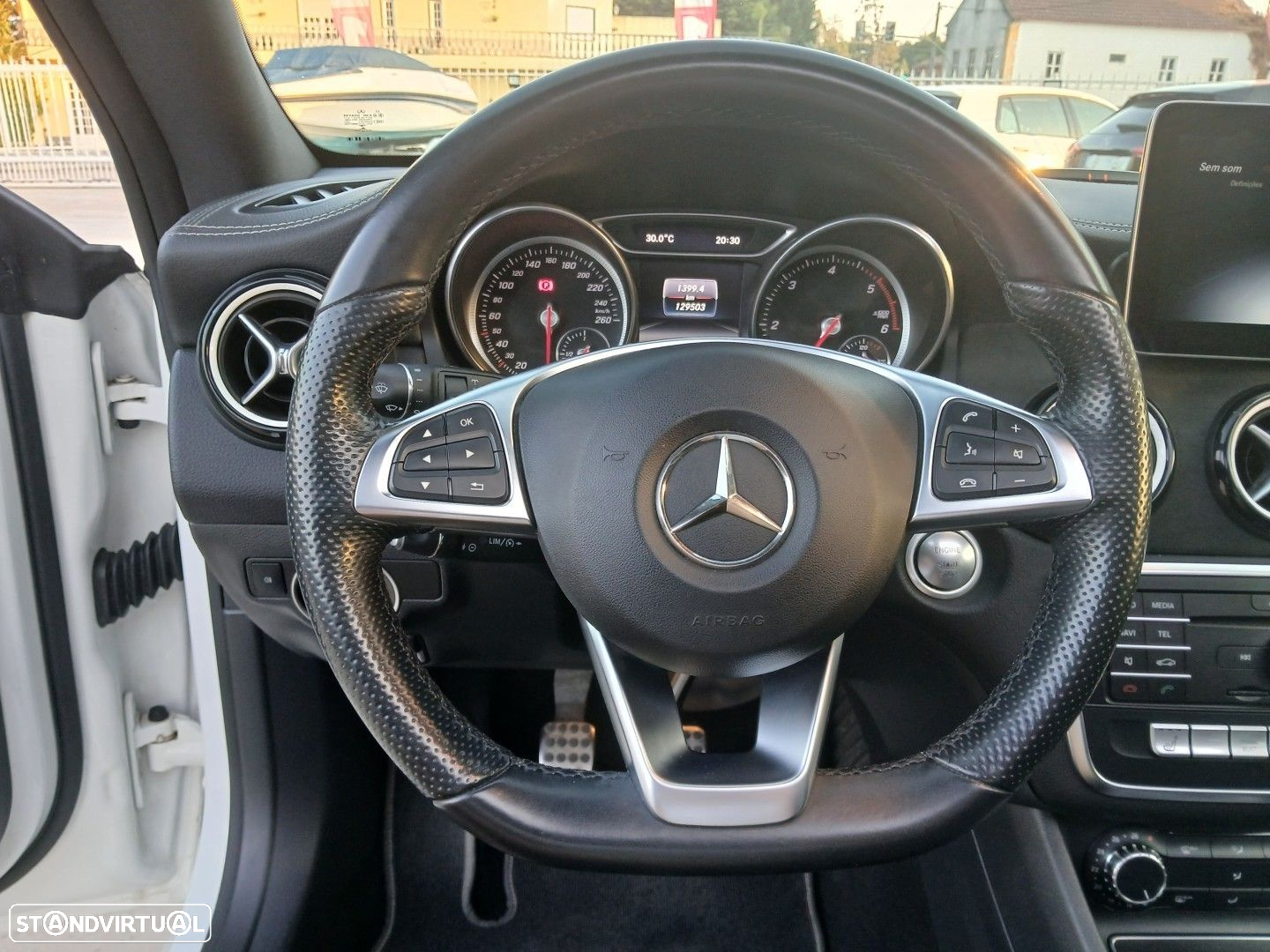 Mercedes-Benz CLA 200 d Shooting Brake - 20