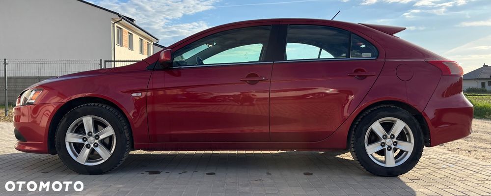 Mitsubishi Lancer 1.8 Intense - 8
