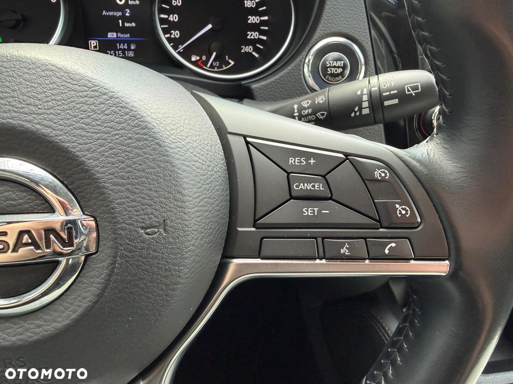 Nissan Qashqai 1.3 DIG-T Tekna DCT - 31