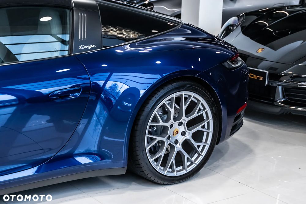 Porsche 911 Targa 4 - 21