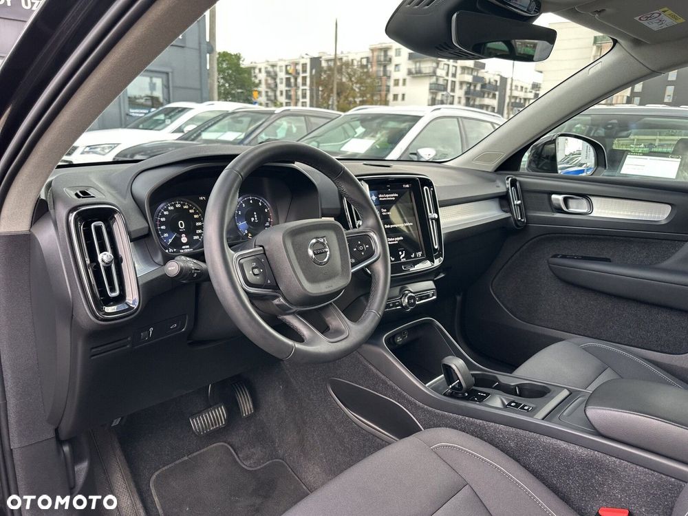 Volvo XC 40 T2 Core - 12