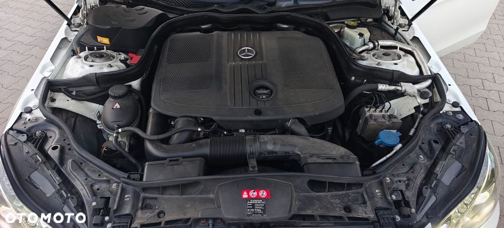 Mercedes-Benz Klasa E 250 CDI 4-Matic Avantgarde - 17