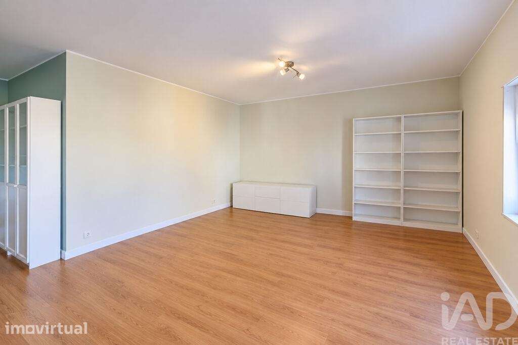 Apartamento T3 em São Domingos de Rana de 104 m2 - Grande imagem: 2/33