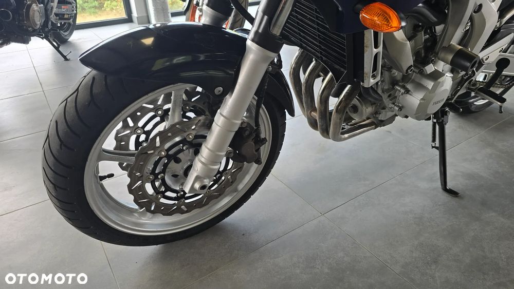 Yamaha FZ6 - 5