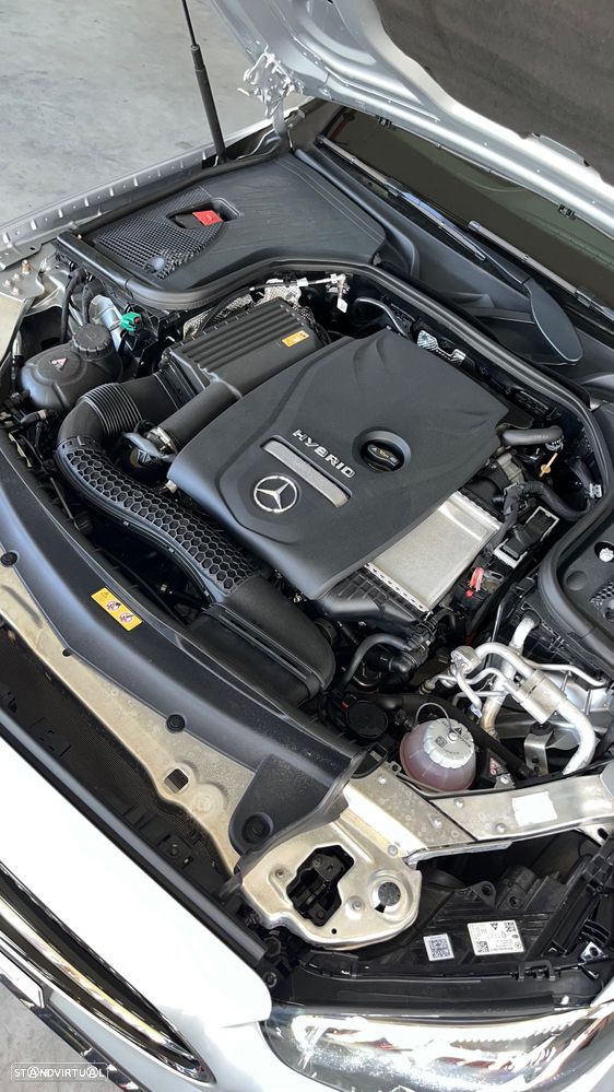 Mercedes-Benz E 300 9G-TRONIC AMG Line - 39