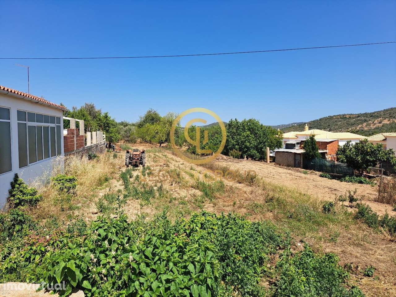 Terreno urbano com 1000 m2  água, luz e esgotos em Paderne - Grande imagem: 5/16