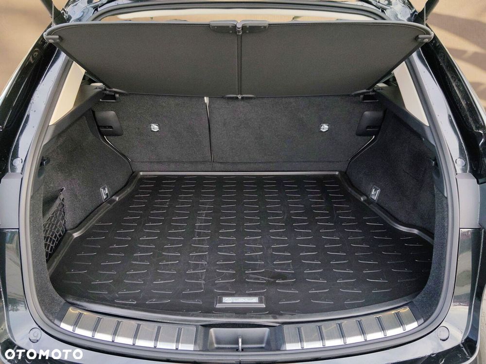 Lexus NX 350h Omotenashi AWD - 35